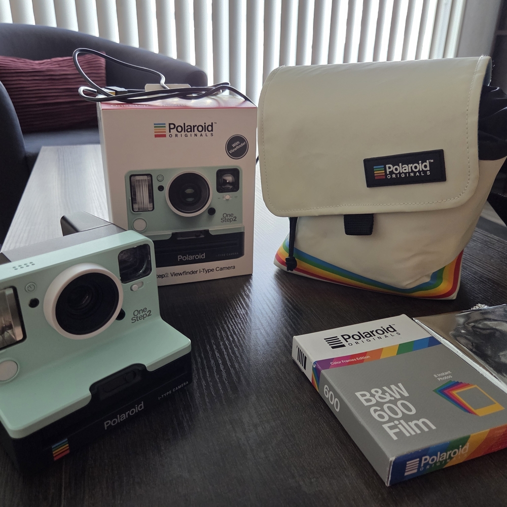 Polaroid OneStep2 Mint Instant Camera with White Carry Bag and 2 Film Packs